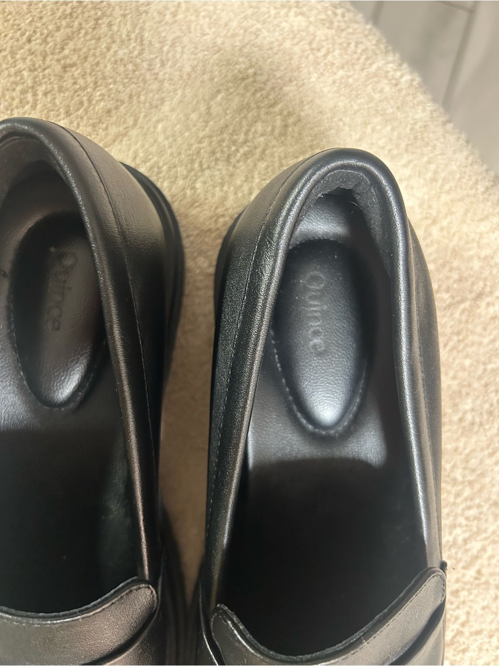QUINCE Italian leather classic penny loafer with lug soles. Women’s Size 8 - Picture 2 of 7